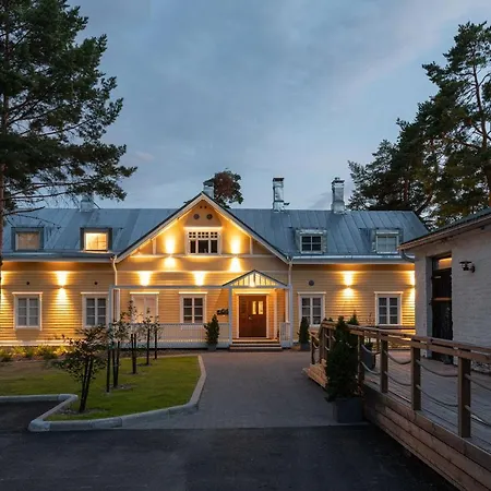 Ilola Hotel
